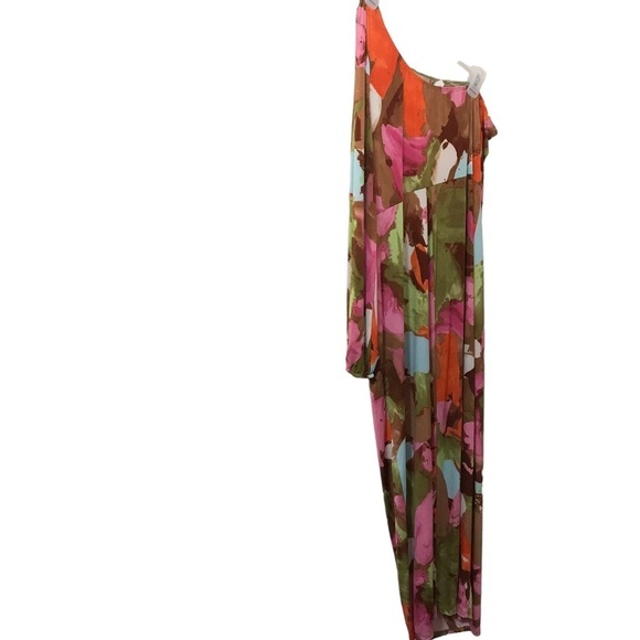 3/$15 The curve by Judani colorful watercolor assymetric maxi one shoulder dress - Picture 2 of 10